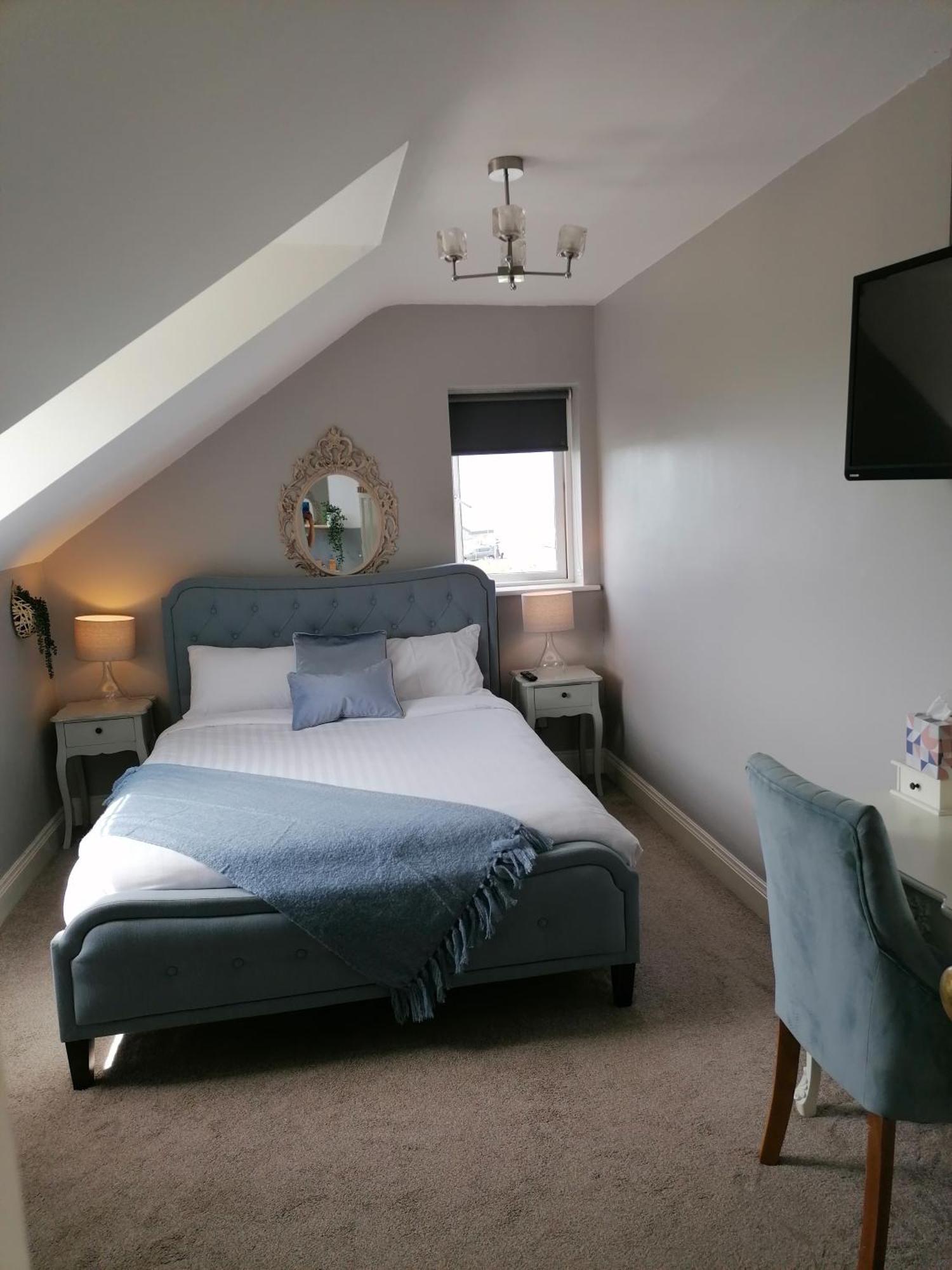 Wild Atlantic Lodge Bed & Breakfast Лехинч Номер фото