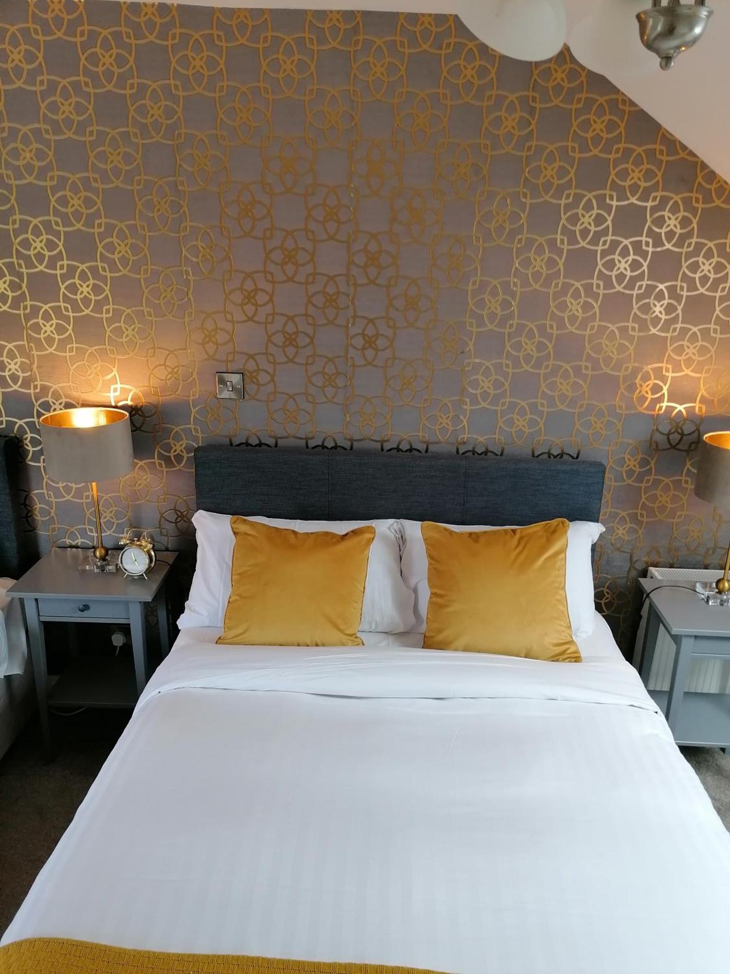 Wild Atlantic Lodge Bed & Breakfast Лехинч Номер фото